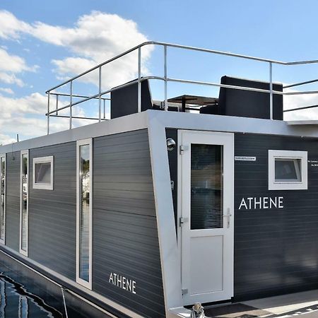 Cosy Floating Boatlodge Athene Maastricht Esterno foto